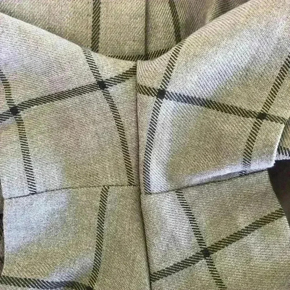 ASOS High Waist Gray Windowpane Shorts Size 6 - Picture 8 of 9